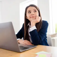 Czy szkoły podstawowe przechodzą na nauczanie zdalne? Ważne informacje