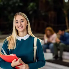 Filozofia co po studiach: najlepsze ścieżki kariery dla absolwentów