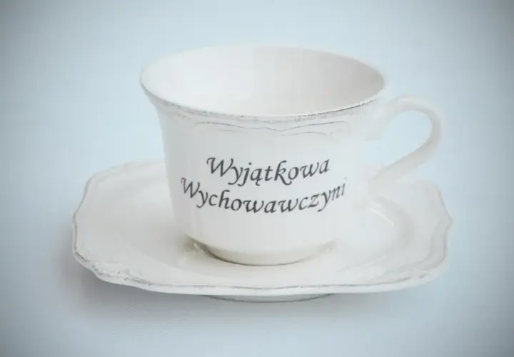 Co kupić na dzień nauczyciela wychowawczyni, aby ją zaskoczyć?