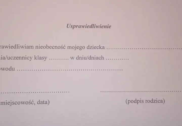 Usprawiedliwienie nieobecności w szkole. Formularz do wypełnienia przez rodzica, zawiera pola na dane ucznia, datę i powód absencji.