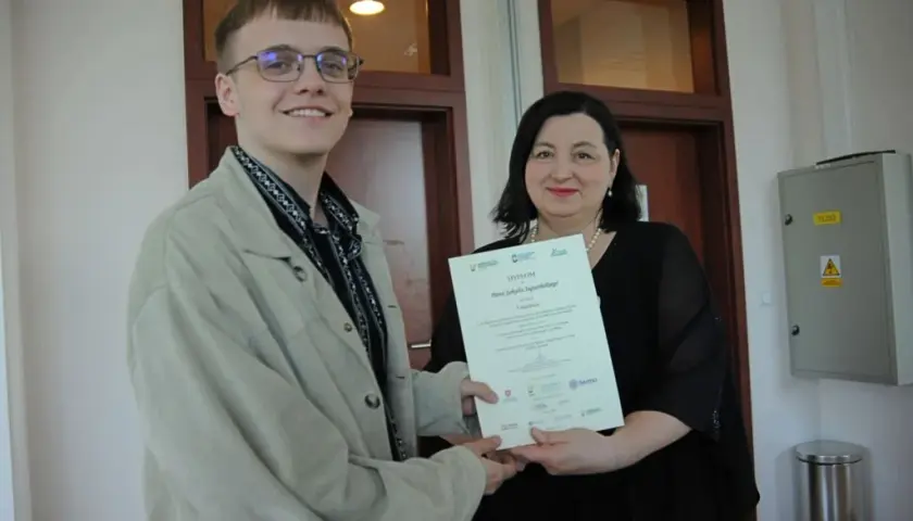 Starosta na studiach po angielsku - kluczowe terminy i funkcje