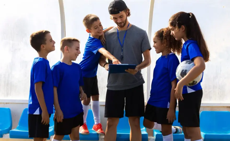 Czy instruktor sportu może być wychowawcą kolonijnym? Sprawdź wymagania