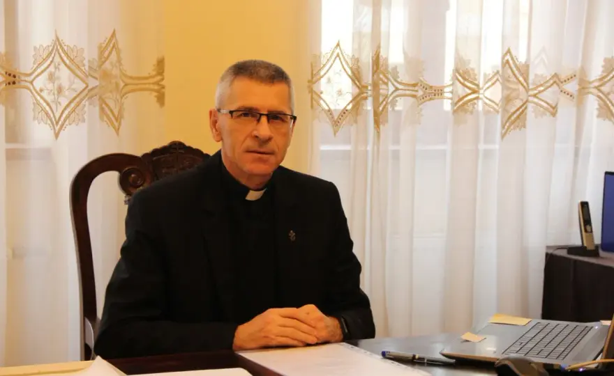 Kariera po teologii: Praca poza parafią i seminarium?