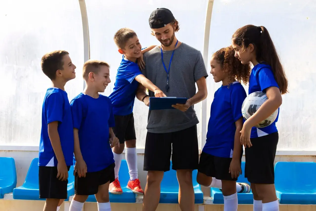 Czy instruktor sportu może być wychowawcą kolonijnym? Sprawdź wymagania