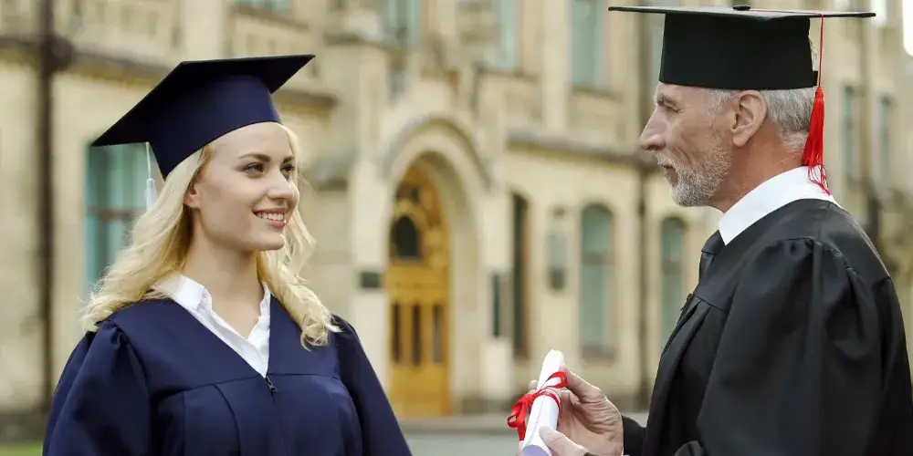 Zdjęcie Czy po studiach zaocznych można robić doktorat? Sprawdź wymagania!